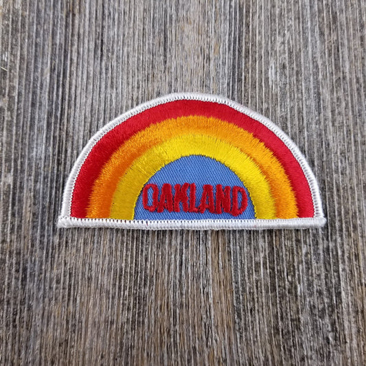 Vintage Oakland SEW ON Patch - Rainbow White Border California Souvenir Badge Emblem - 10116 white border