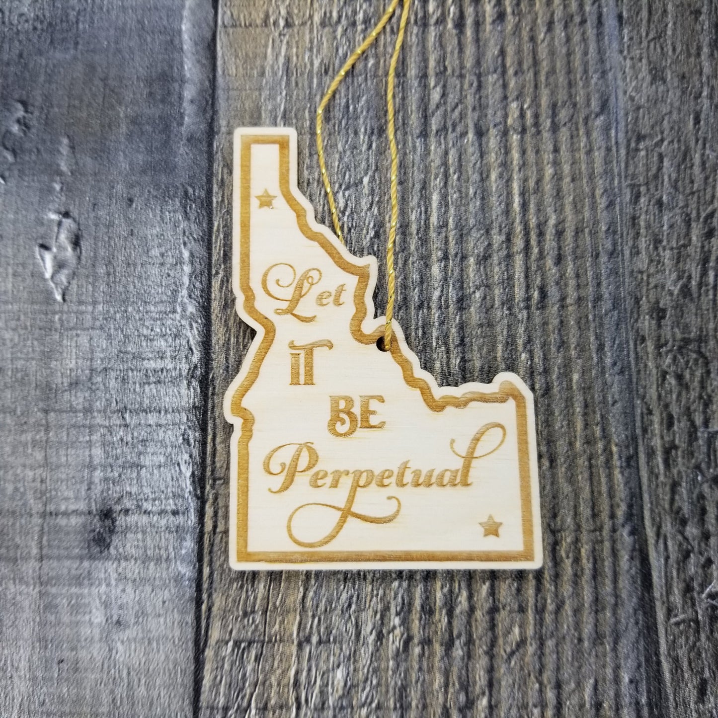 Wholesale Idaho Wood Ornament -  ID State Shape with State Motto Souvenir