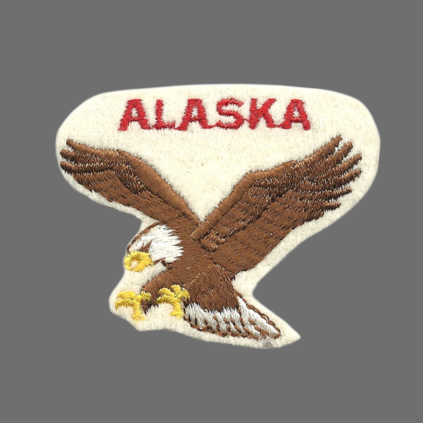 Vintage ALASKA eagle on white souvenir embroidered patch - AK-51-39