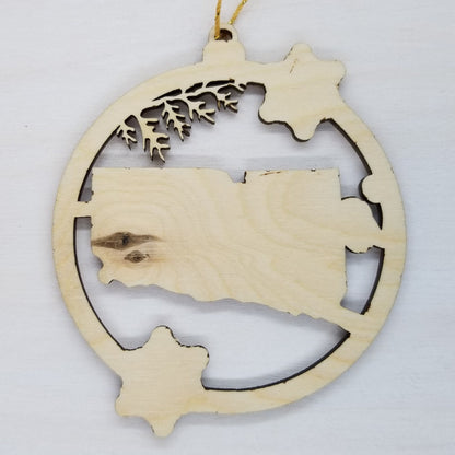 Wholesale Connecticut Wood Ornament - CT State Shape with Snowflakes Cutout Wood Souvenir